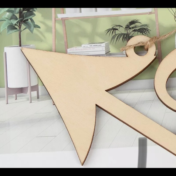 New Wooden Mr. & Mrs Wedding Day Signs - Picture 8 of 12